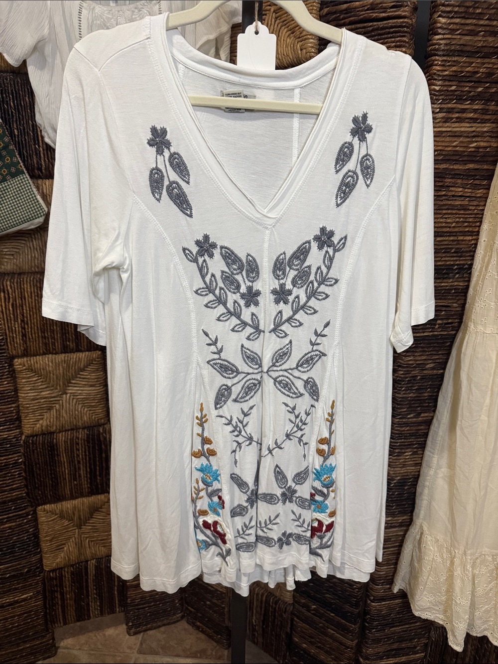 Monroe & Main White V-Neck Embroidered Tunic with Multicolor Accents